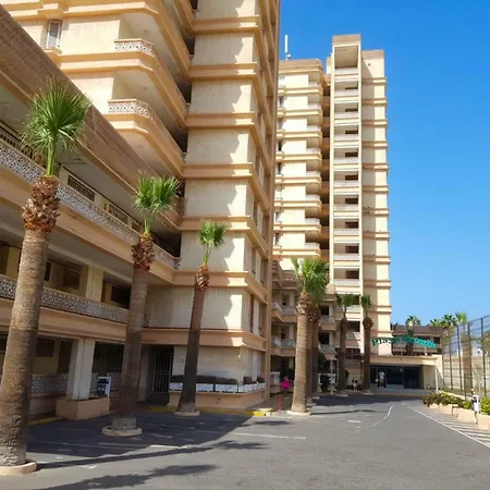 Oasis 플라야데라스아메리카스